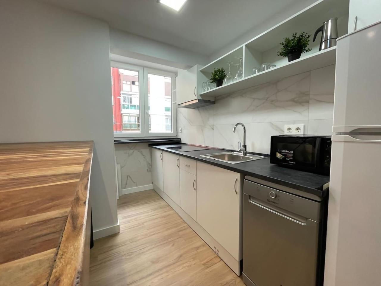 Moderno Apartamento Cerca Del Metro Bilbao Zewnętrze zdjęcie
